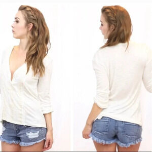 Destruct denim cutoff shorts